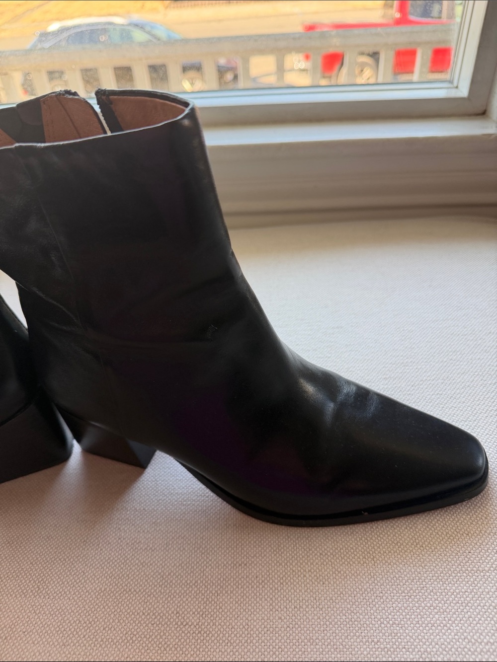 Madewell Classic Black Leather Women's Ankle Boots - Picture 8 of 10